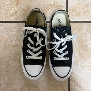 CONVERSE Chuck Taylor All Star Sneaker - Women's